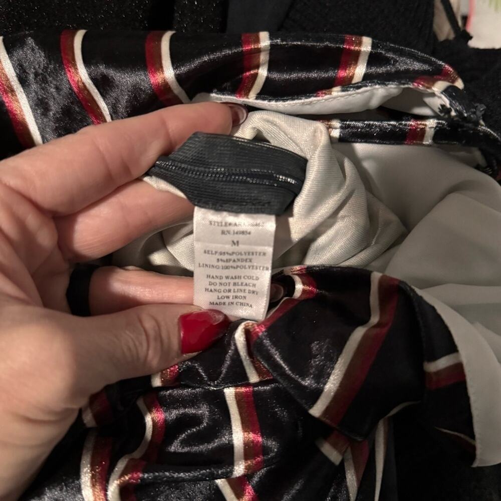 Sadie & Sage Black Jumpsuit with Timeless Stripes NWOT - Picture 5 of 5